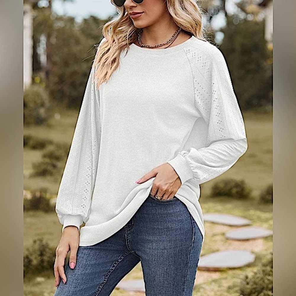 NEW White Long Crocheted Raglan Sleeve Waffle Knit Top Size Medium